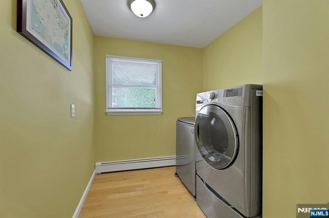 10 Viola Terrace, Twp Of Washington, NJ 07676