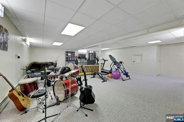 10 Viola Terrace, Twp Of Washington, NJ 07676