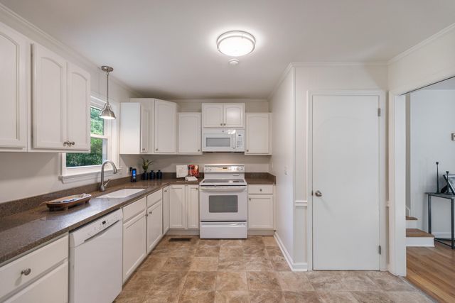 2414 Standifer Gap Road, Chattanooga, TN 37421