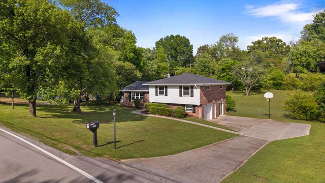 2414 Standifer Gap Road, Chattanooga, TN 37421