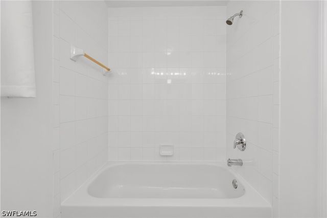 365 Stella Maris DR N 2901, Naples, FL 34114