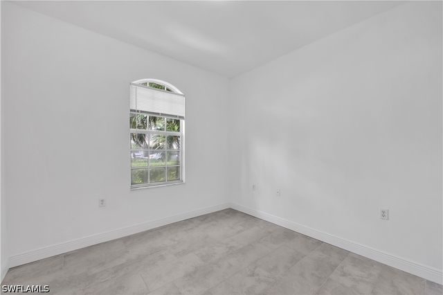 365 Stella Maris DR N 2901, Naples, FL 34114