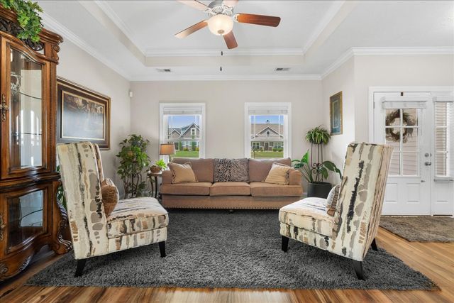 640 Laurel Ln, Murfreesboro, TN 37127