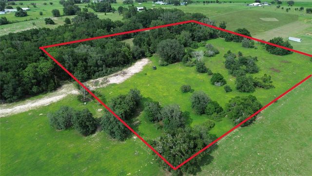 28430 ROBERTS DRIVE, Brooksville, FL 34602