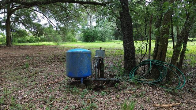 28430 ROBERTS DRIVE, Brooksville, FL 34602