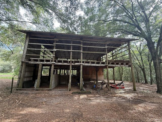 28430 ROBERTS DRIVE, Brooksville, FL 34602
