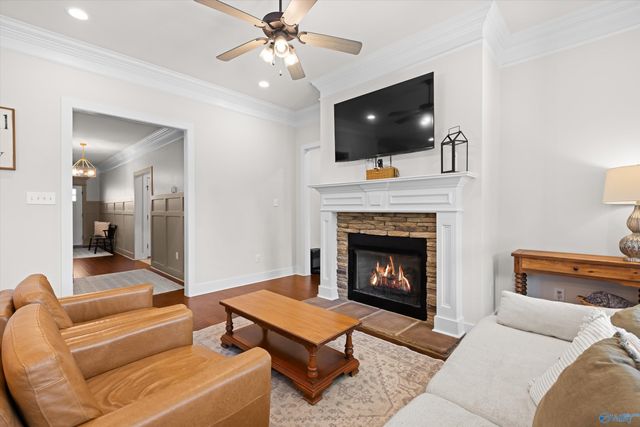 523 Wickerberry Way, Athens, AL 35611