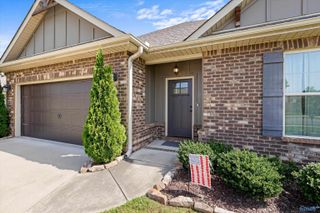 523 Wickerberry Way, Athens, AL 35611