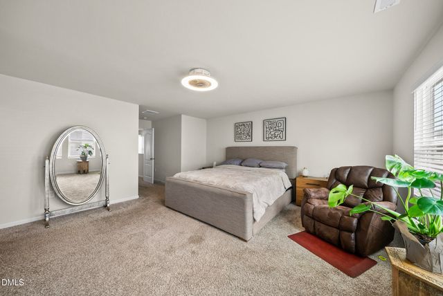 160 White Ash Drive, Clayton, NC 27527