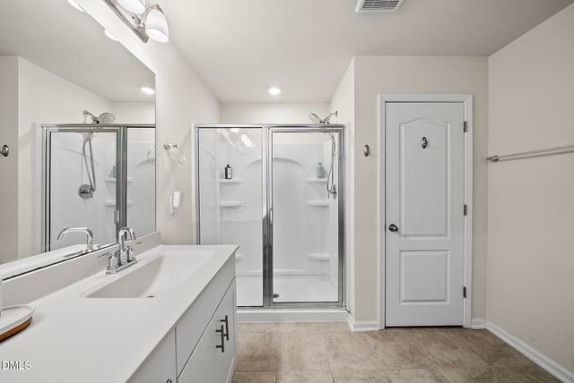 160 White Ash Drive, Clayton, NC 27527