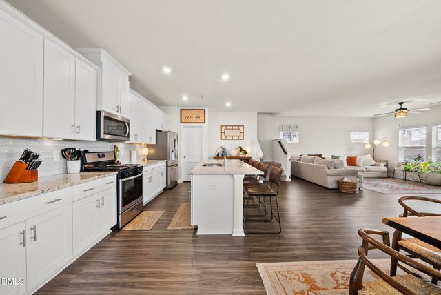 160 White Ash Drive, Clayton, NC 27527