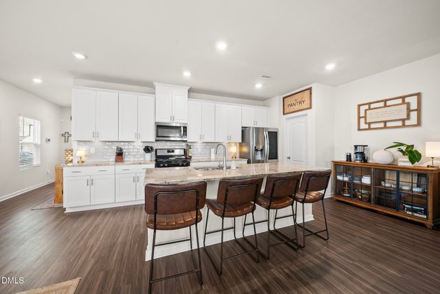 160 White Ash Drive, Clayton, NC 27527