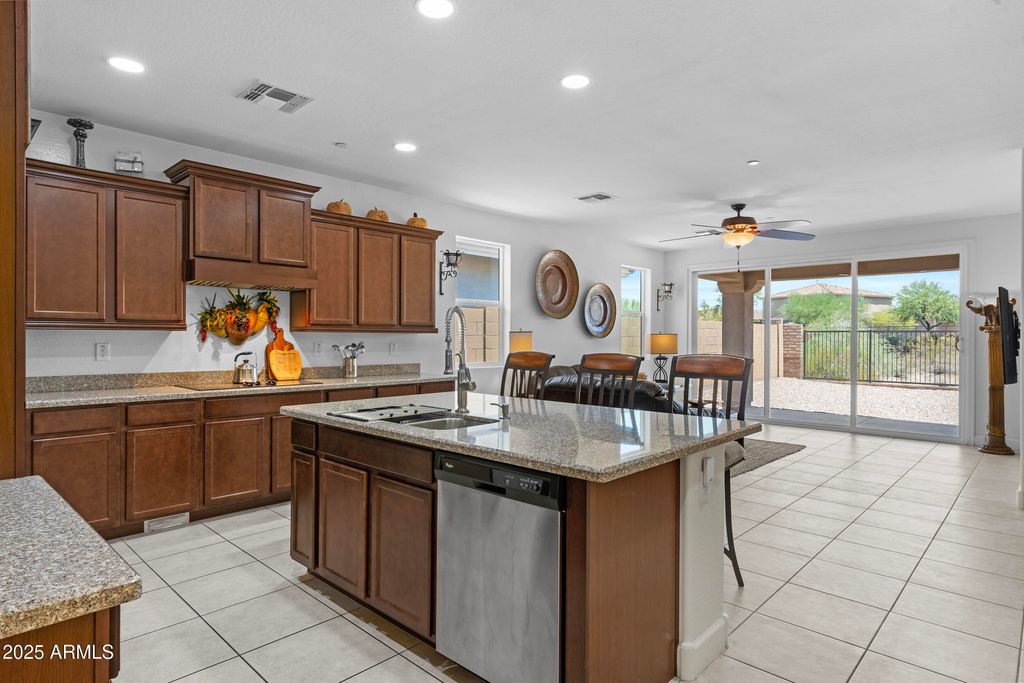 30855 N 138TH Avenue, Peoria, AZ 85383 — photo 4