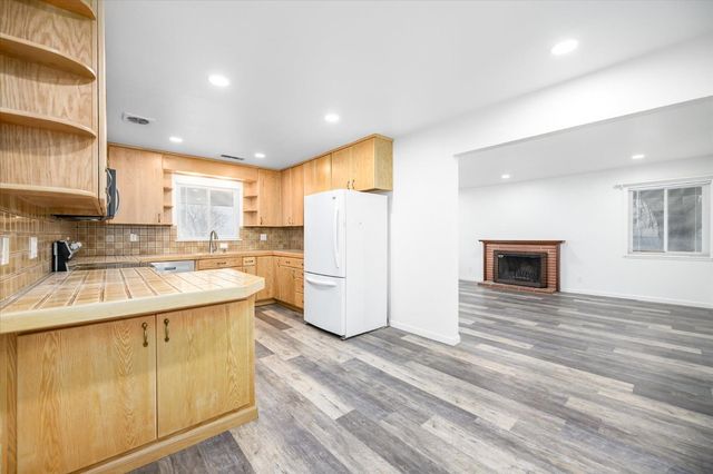 6701 Kittery Ave, Citrus Heights, CA 95621