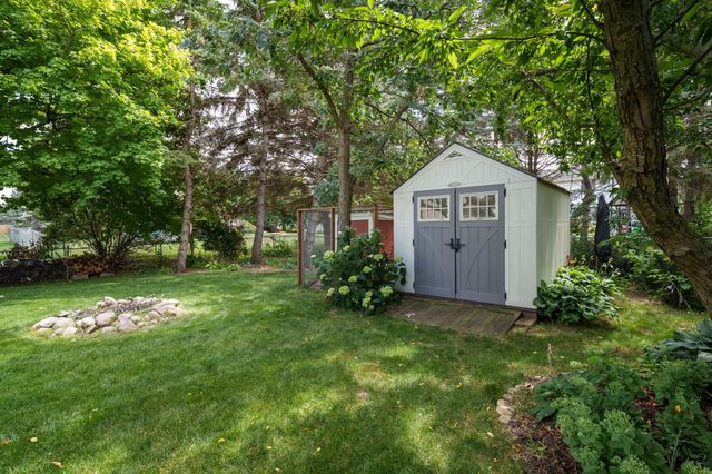9067 75th Street S, Cottage Grove, MN 55016