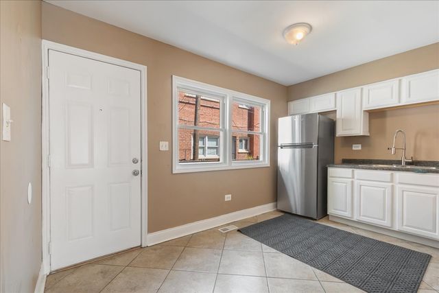 8053 S Stewart Street B, Chicago, IL 60620