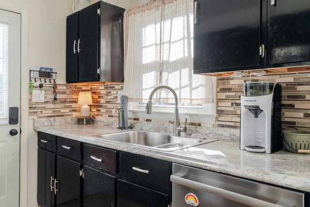 316 THOMAS ST, Staunton, VA 24401