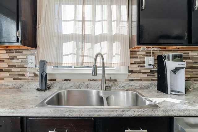 316 THOMAS ST, Staunton, VA 24401