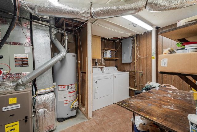 316 THOMAS ST, Staunton, VA 24401