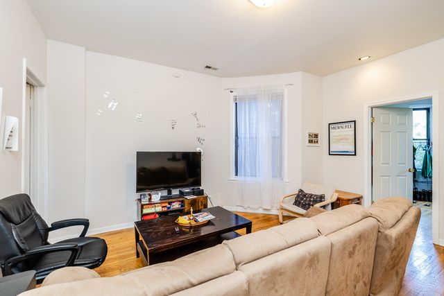 1527 N Western Avenue, Chicago, IL 60622