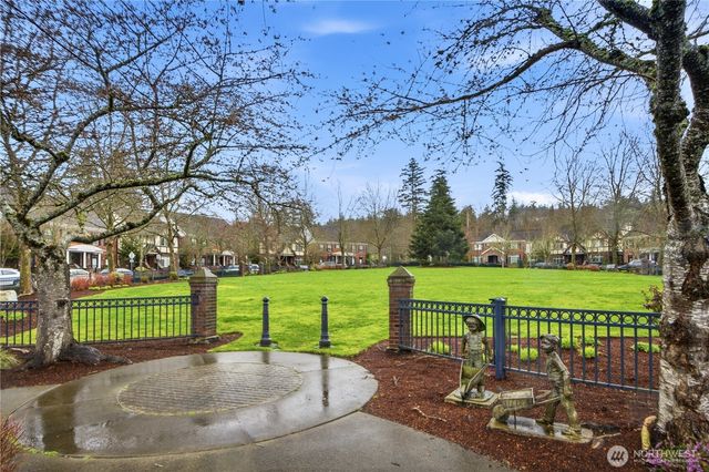 2557 NE Park Drive, Issaquah, WA 98029