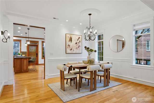 2557 NE Park Drive, Issaquah, WA 98029