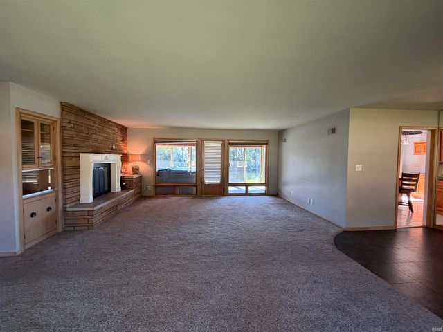 1825 Rainbow Bend Boulevard, Elkhart, IN 46514