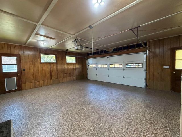 1825 Rainbow Bend Boulevard, Elkhart, IN 46514