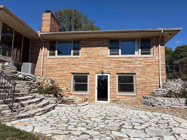 1825 Rainbow Bend Boulevard, Elkhart, IN 46514