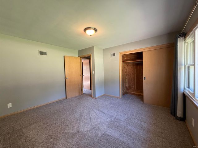 1825 Rainbow Bend Boulevard, Elkhart, IN 46514