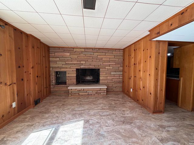 1825 Rainbow Bend Boulevard, Elkhart, IN 46514