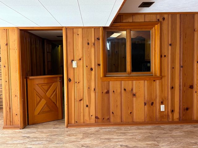 1825 Rainbow Bend Boulevard, Elkhart, IN 46514