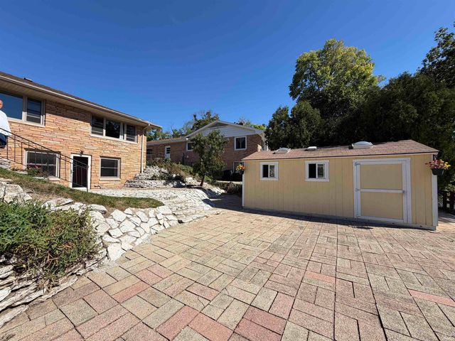 1825 Rainbow Bend Boulevard, Elkhart, IN 46514