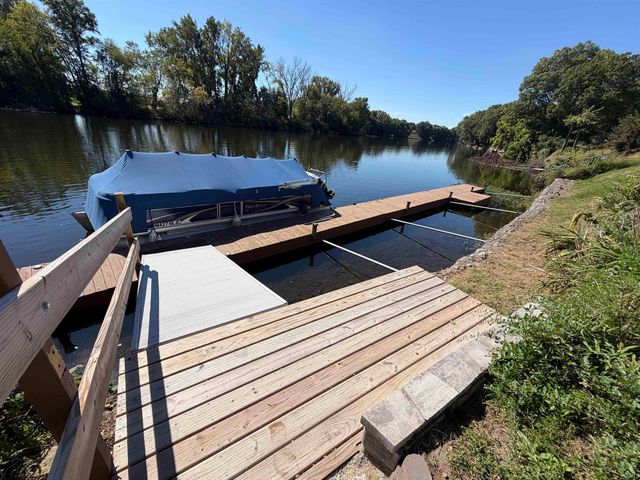 1825 Rainbow Bend Boulevard, Elkhart, IN 46514