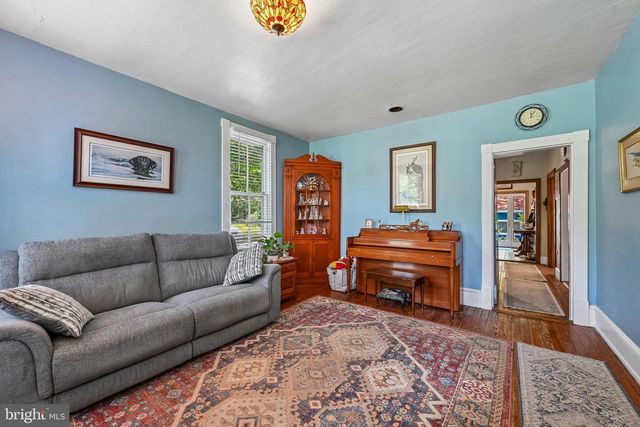 20925 CLARKSBURG RD, Boyds, MD 20841