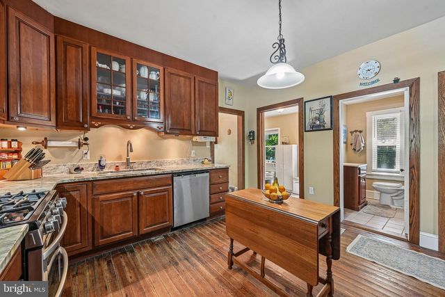 20925 CLARKSBURG RD, Boyds, MD 20841