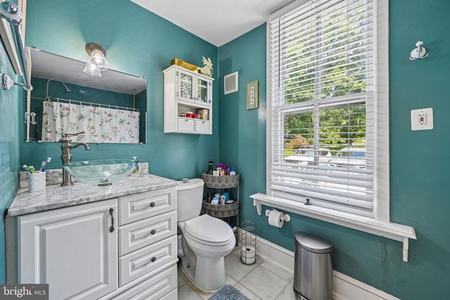 20925 CLARKSBURG RD, Boyds, MD 20841