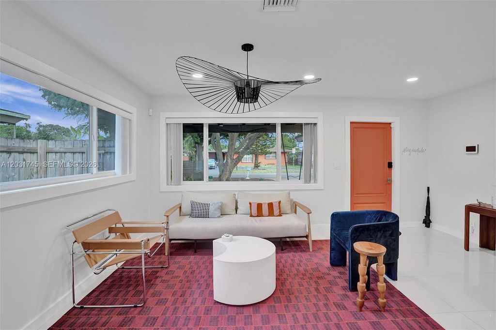 1605 NW 7th Terrace, Fort Lauderdale, FL 33311