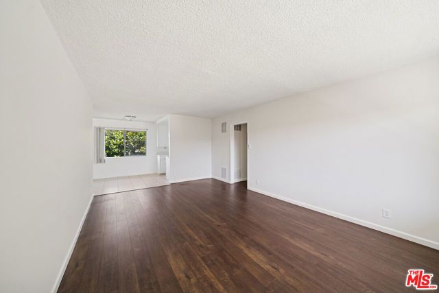 2038 S Holt Avenue 16, Los Angeles, CA 90034