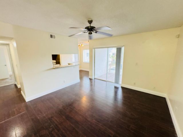 5686 Rock Island Road 115, Tamarac, FL 33319