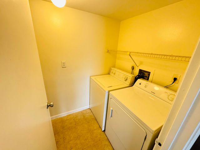 5686 Rock Island Road 115, Tamarac, FL 33319