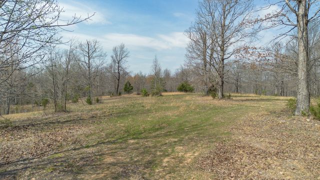 8218 Old Pond Creek Rd, Nashville, TN 37209
