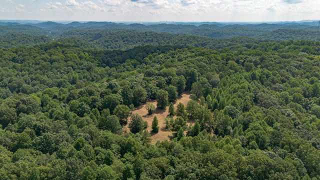 8218 Old Pond Creek Rd, Nashville, TN 37209