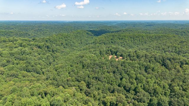 8218 Old Pond Creek Rd, Nashville, TN 37209