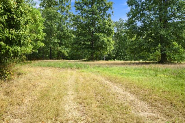 8218 Old Pond Creek Rd, Nashville, TN 37209