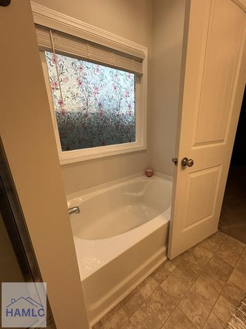 447 Brightleaf Circle, Hinesville, GA 31316