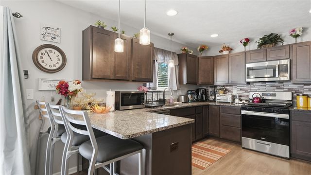 1530 Thimbleberry Lane, Holt, MI 48842