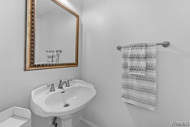 8820 Waverly, Tuscaloosa, AL 35405