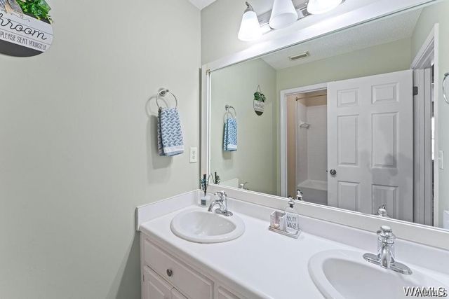 8820 Waverly, Tuscaloosa, AL 35405