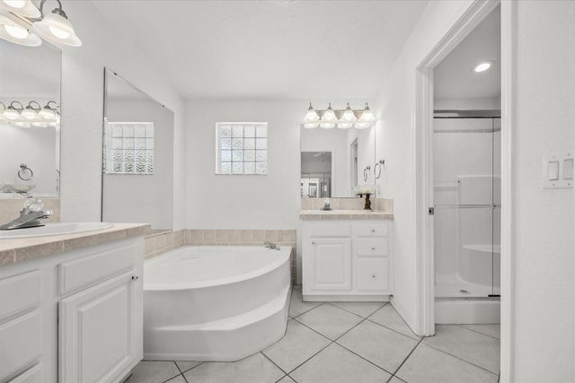 7654 Red Crossbill Court, Port St. Lucie, FL 34952